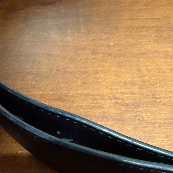 Columbia Black and Tan Faux Leather Belt Size Small 30-32 - Picture 3 of 12